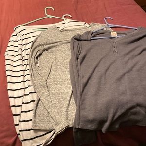 Lot of long sleeve thin target brand shirts.